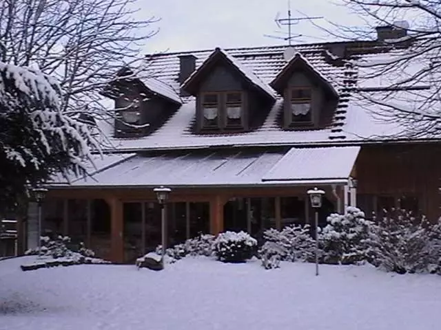 ペンション Blütenhotel Village