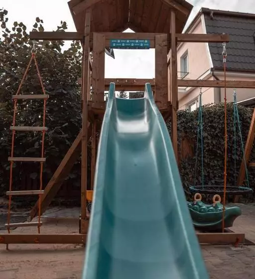 Majatalo Penzion Hurikán 63