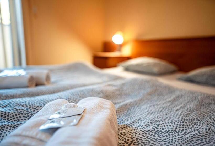 ペンション Penzion Hurikán 63