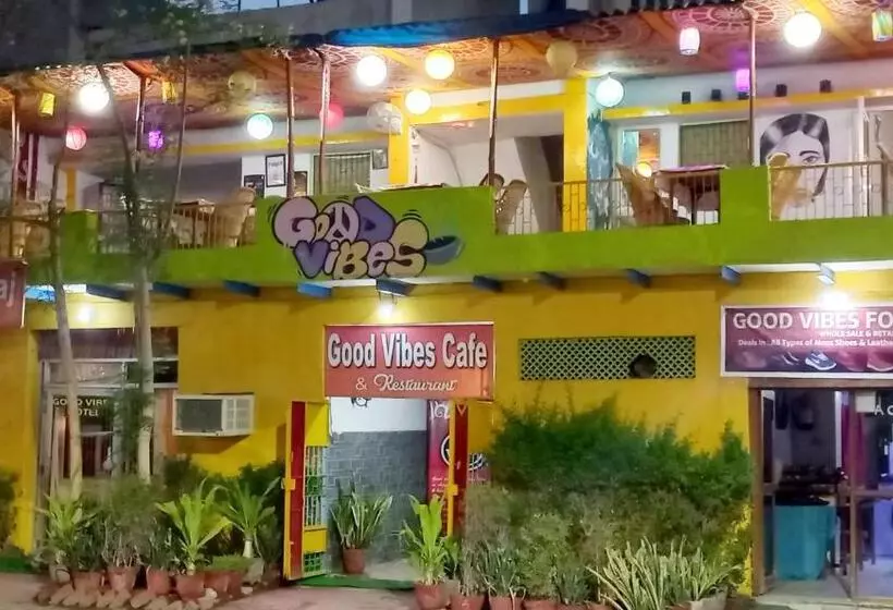 ユースホステル Good Vibes