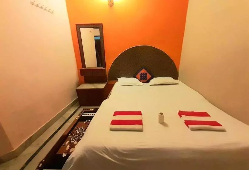 ユースホステル Good Vibes