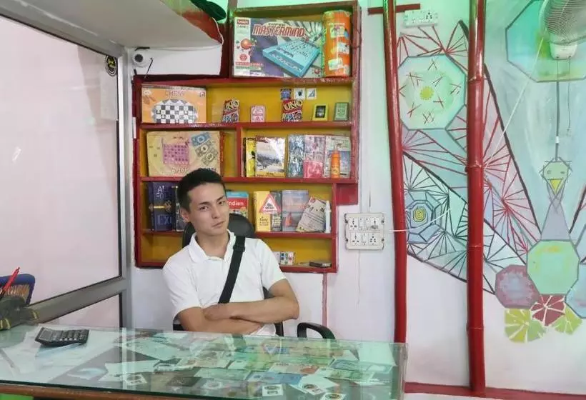 ユースホステル Good Vibes