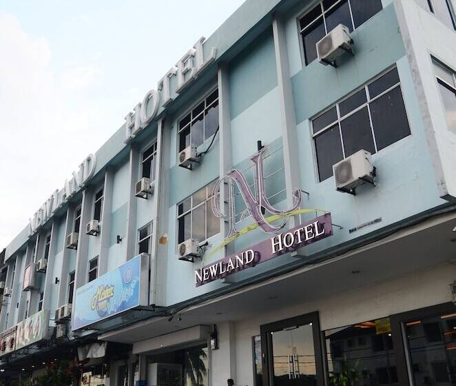 Отель Newland