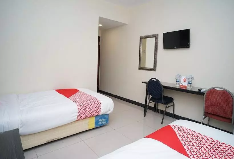 Hotel Oyo 1647  Pavilliun 02