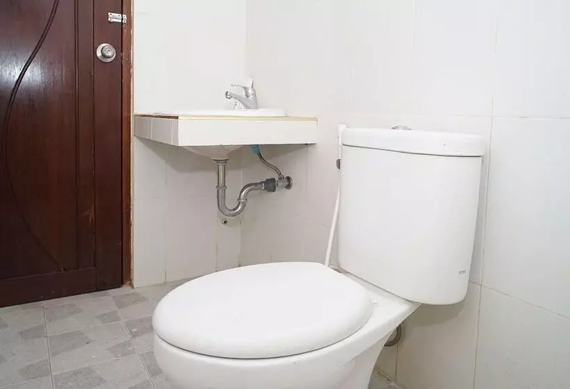 Hotel Oyo 1647  Pavilliun 02