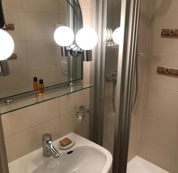 هتل Pension Auszeit