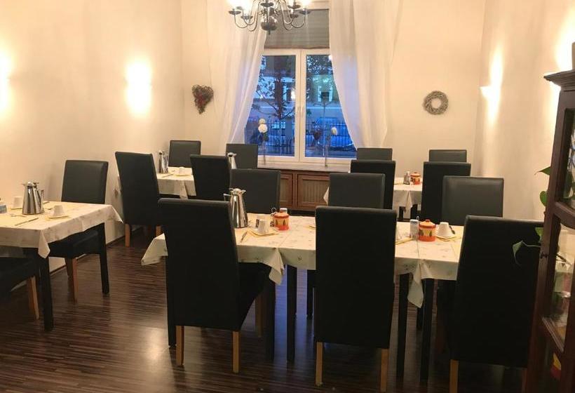 هتل Pension Auszeit