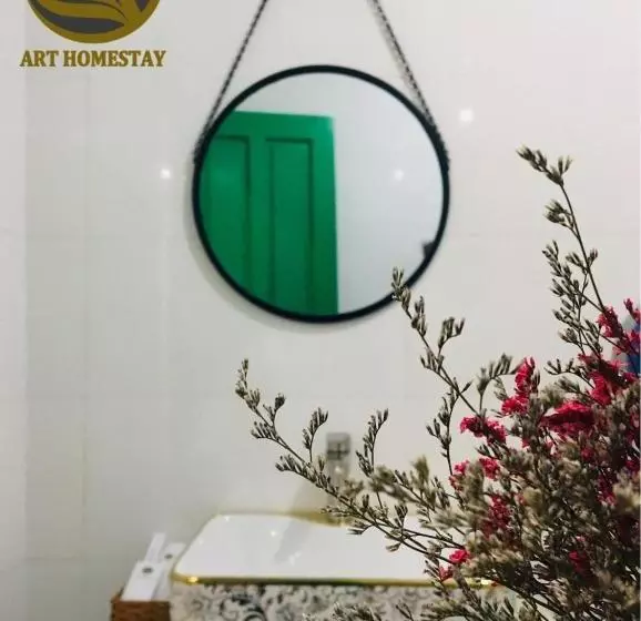 هتل Art Homestay  Hostel