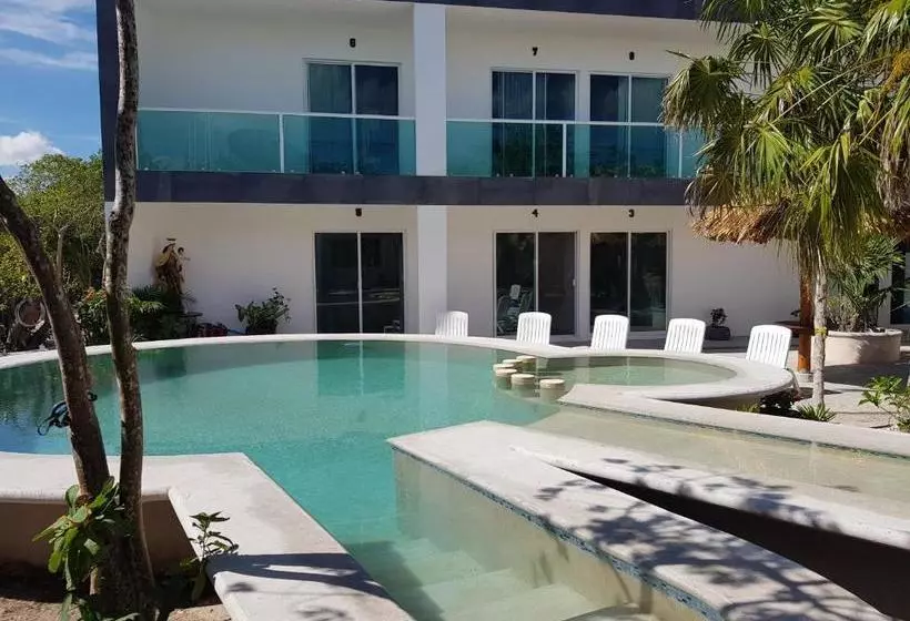 هتل Villas Del Carmen Holbox