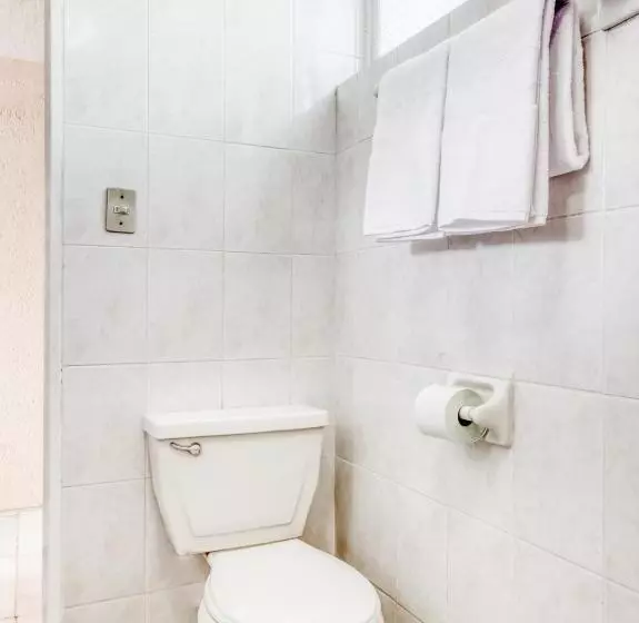 Capital O Hotel La Siesta, Gomez Palacio