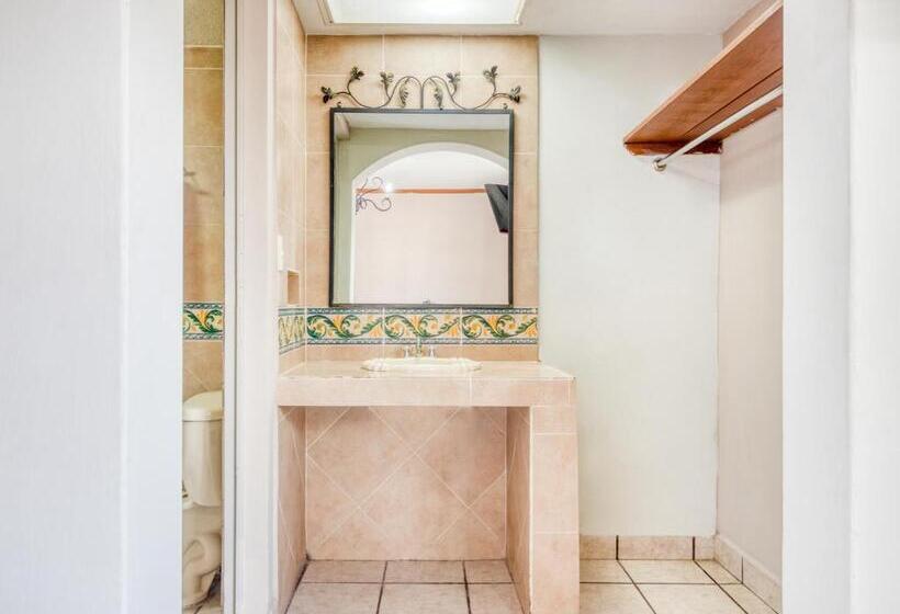 Capital O Hotel La Siesta, Gomez Palacio