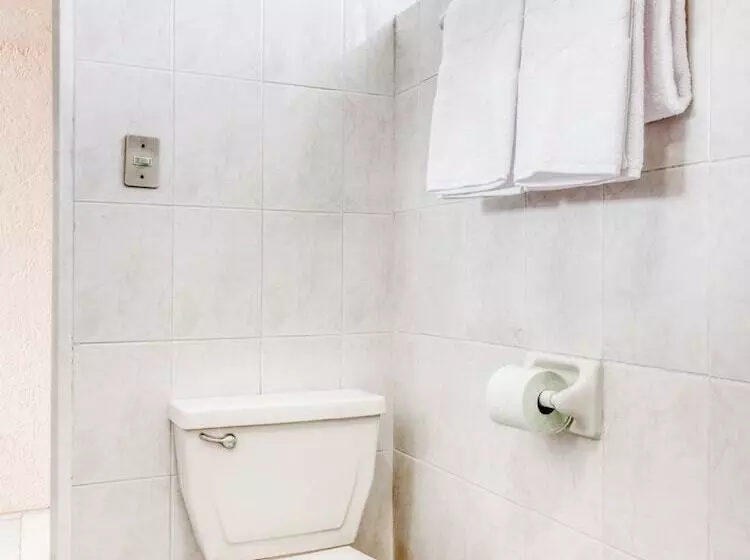 Capital O Hotel La Siesta, Gomez Palacio