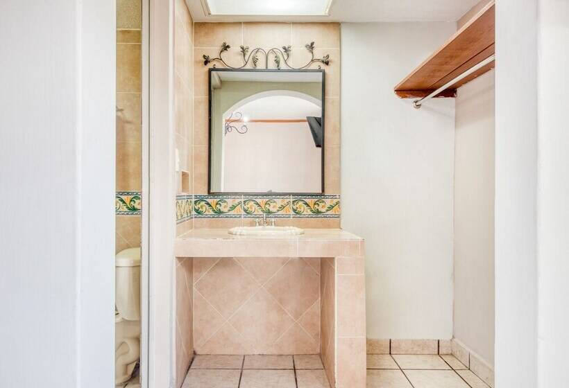 Capital O Hotel La Siesta, Gomez Palacio