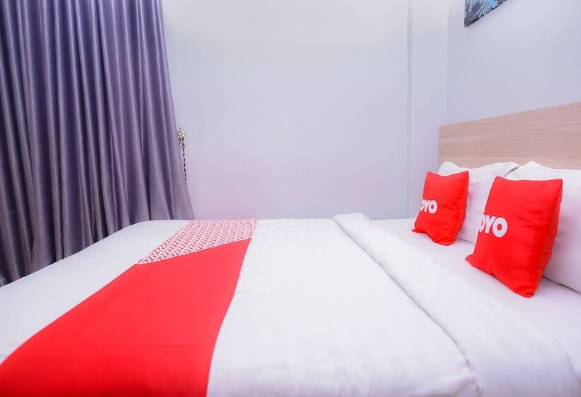 בית מלון כפרי Oyo 1630  Syariah Ring Road