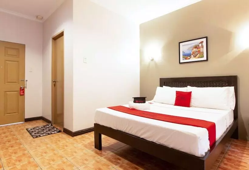 ホテル Reddoorz @ Km 50 Aguinaldo Highway Tagaytay