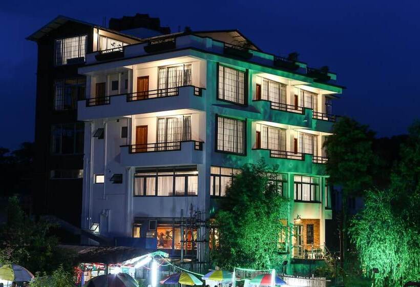 호텔 The Golf Retreat Shillong