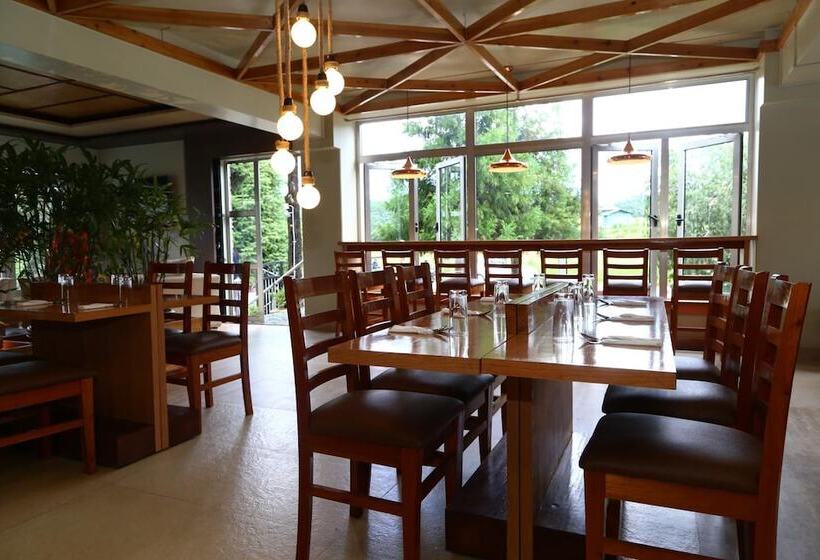 호텔 The Golf Retreat Shillong