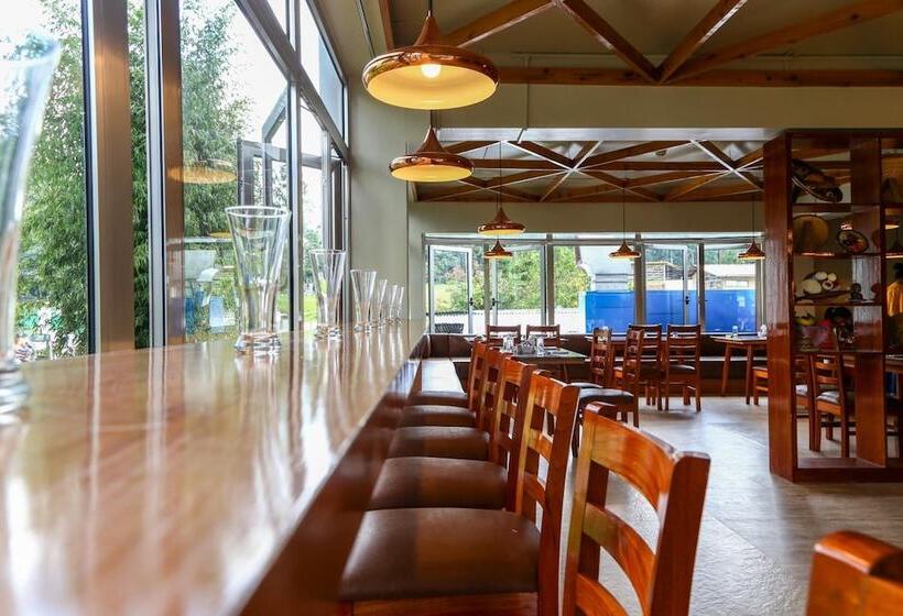 호텔 The Golf Retreat Shillong