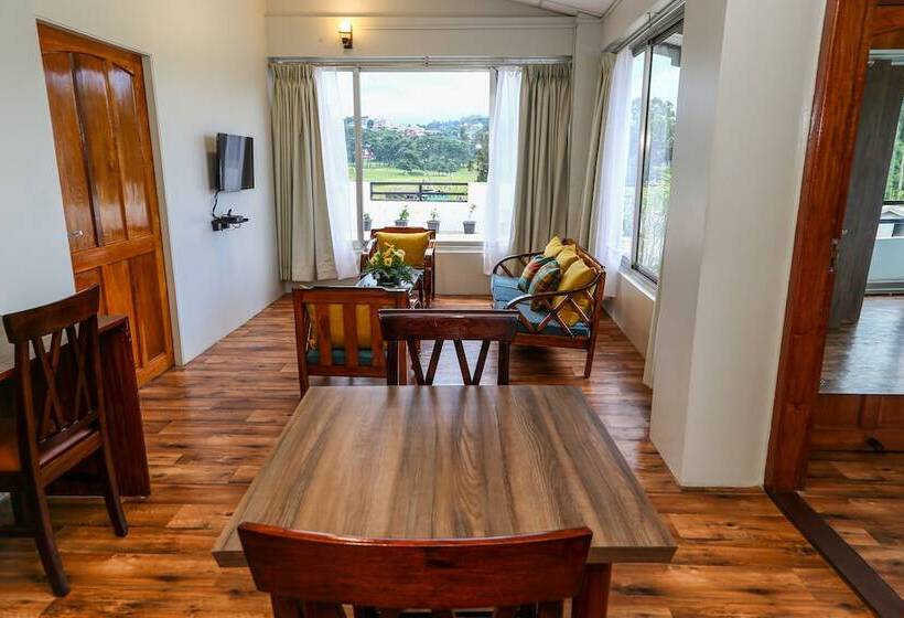 호텔 The Golf Retreat Shillong