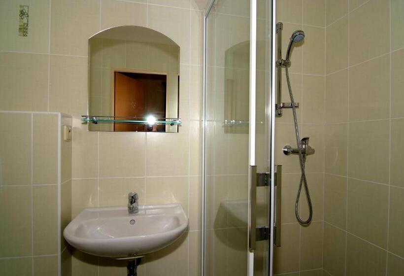 Отель Kamu Garni