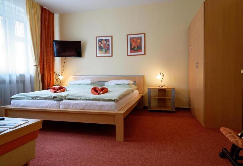 Отель Kamu Garni