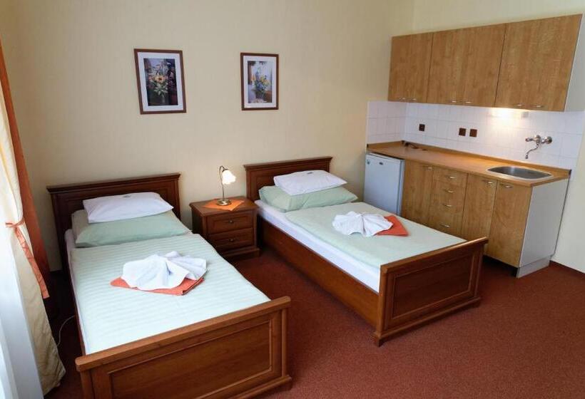 Отель Kamu Garni