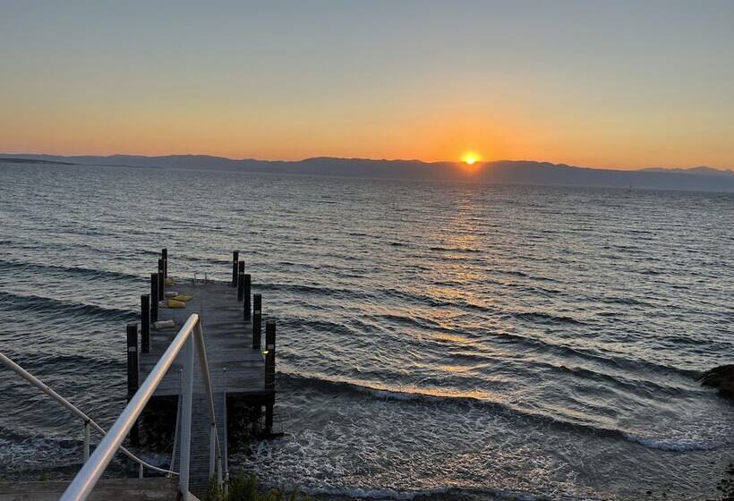 هتل Life Point Boutique