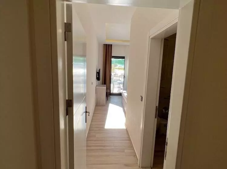 ホテル Life Point Boutique