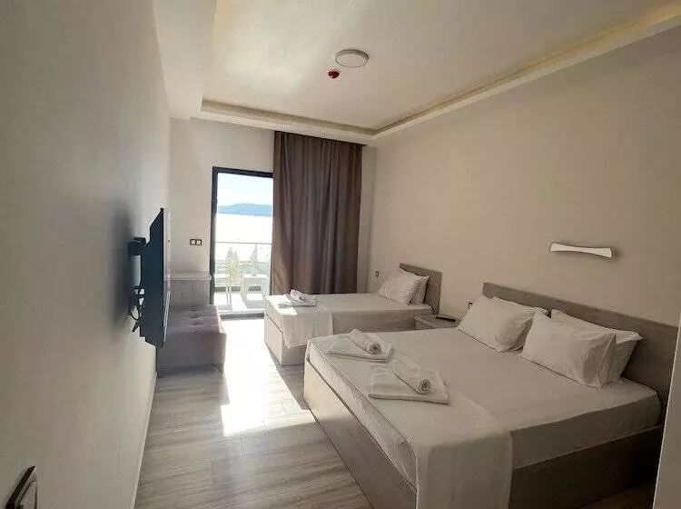 ホテル Life Point Boutique