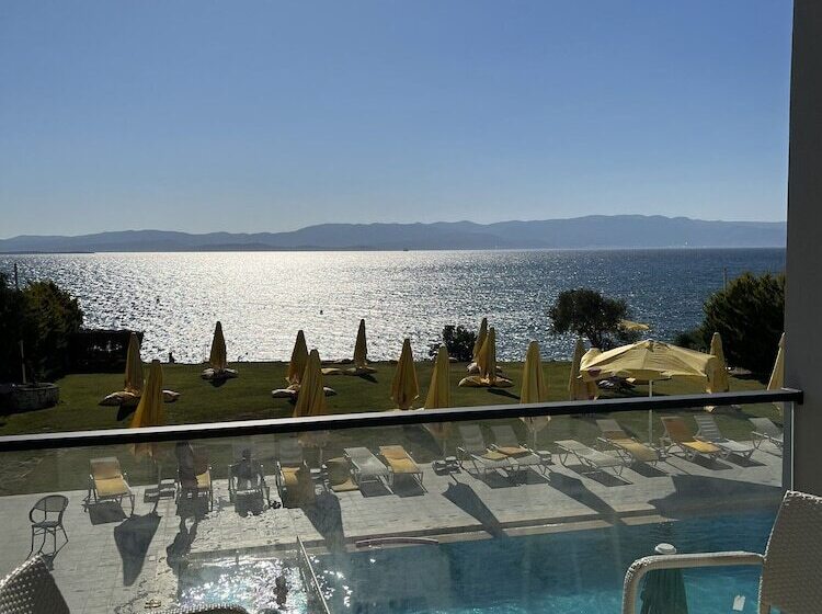 هتل Life Point Boutique