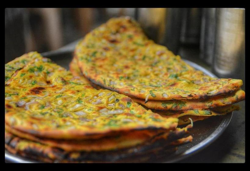 호텔 Spot On 49182  The Royal King Spot