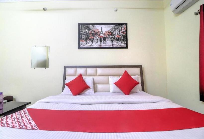 호텔 Spot On 49182  The Royal King Spot