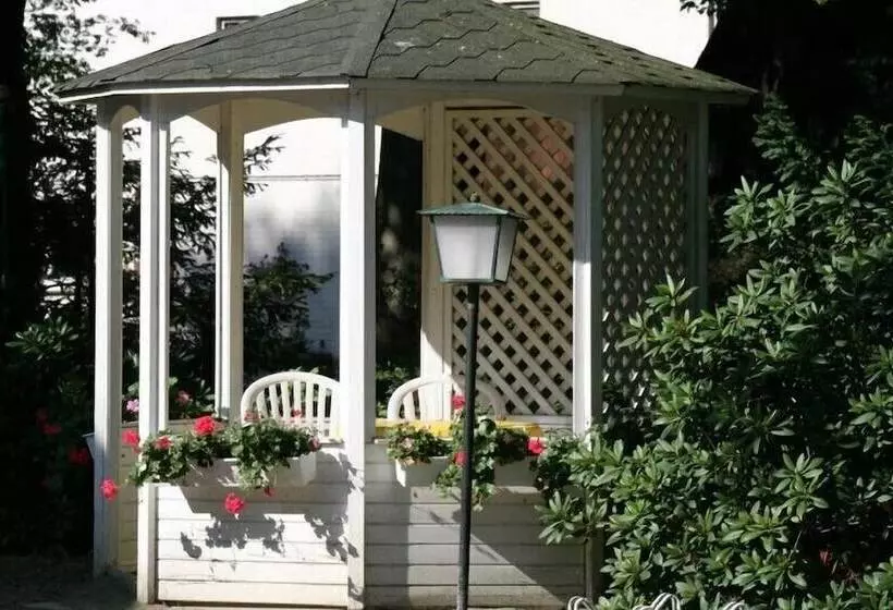 Majatalo Gasthaus Nobel Moordeich