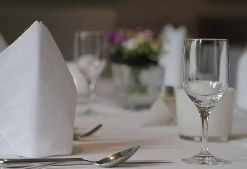 Majatalo Gasthaus Nobel Moordeich