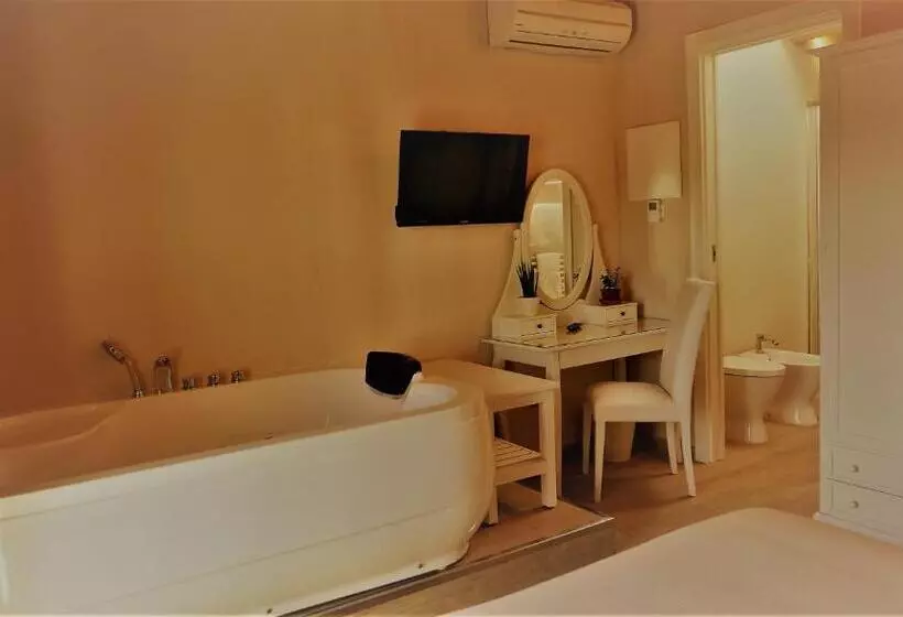 تختخواب و صبحانه Il Tiglio Jacuzzi&sauna