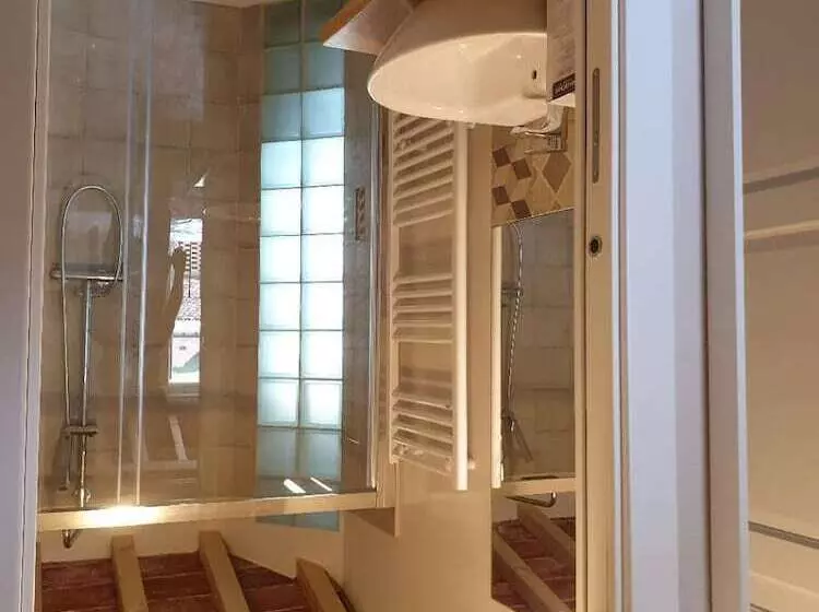 تختخواب و صبحانه Il Tiglio Jacuzzi&sauna