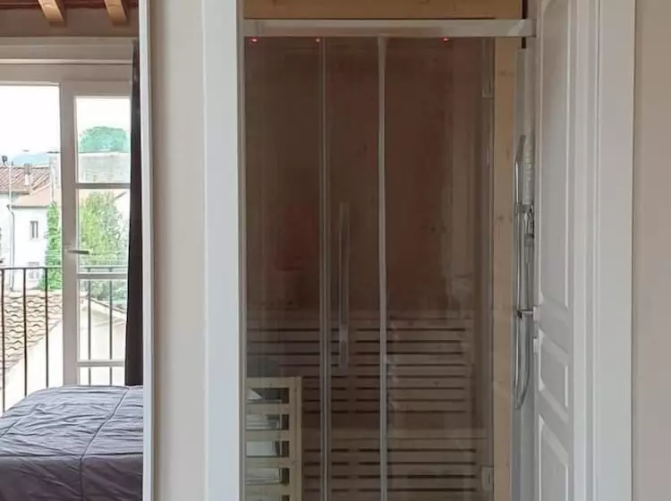 تختخواب و صبحانه Il Tiglio Jacuzzi&sauna