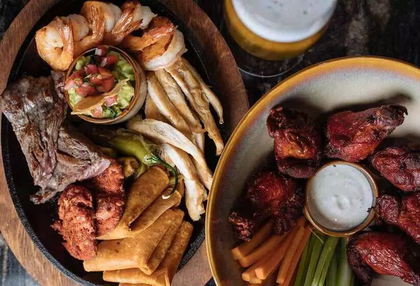 ホテル Doubletree By Hilton Celaya