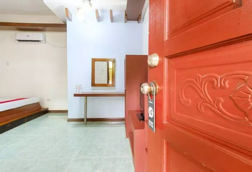 Retkeilymaja Reddoorz Premium @ Abueg Road Extension