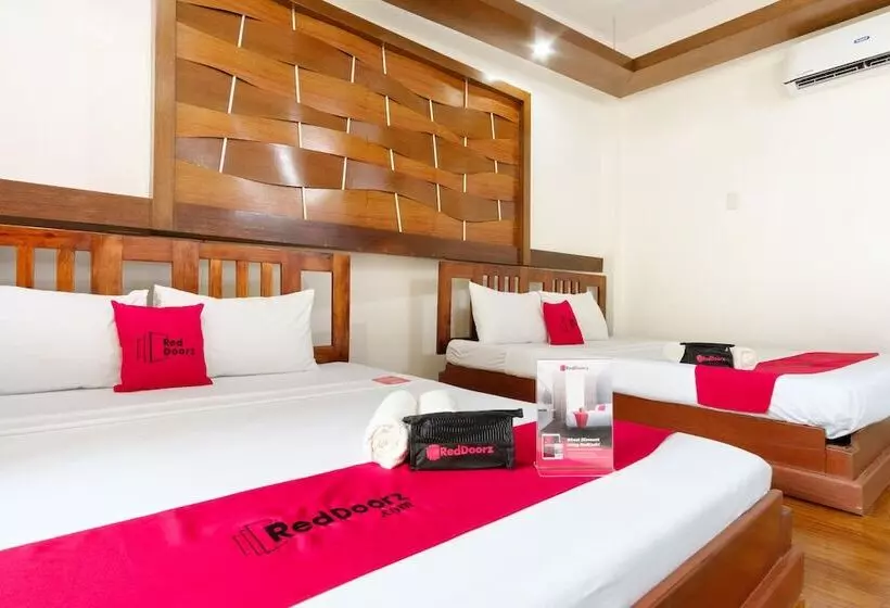 Retkeilymaja Reddoorz Premium @ Abueg Road Extension