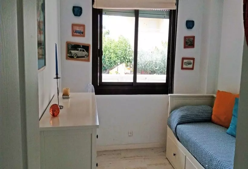 ホテル Apartamentos Benicassim 3000 Sin Piscina
