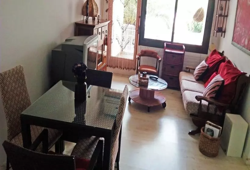 ホテル Apartamentos Benicassim 3000 Sin Piscina