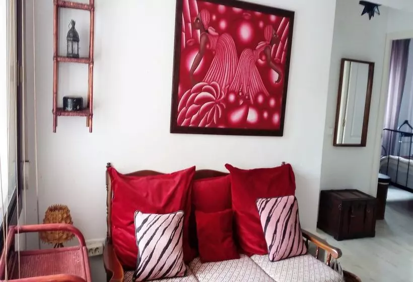 ホテル Apartamentos Benicassim 3000 Sin Piscina