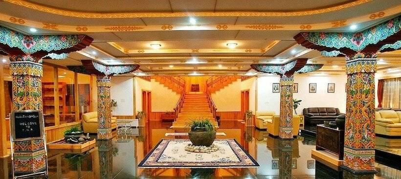 فندق Tashi Namgay Grand