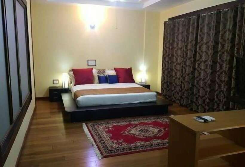 فندق Tashi Namgay Grand