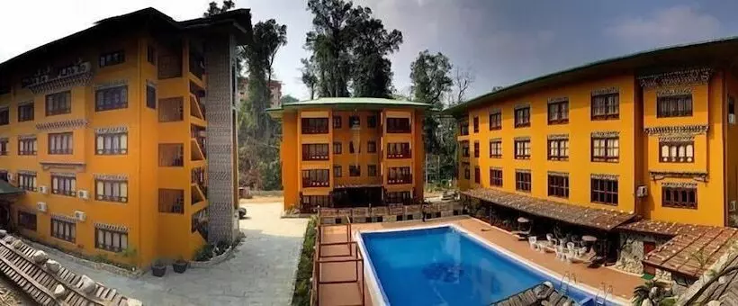 هتل Tashi Namgay Grand