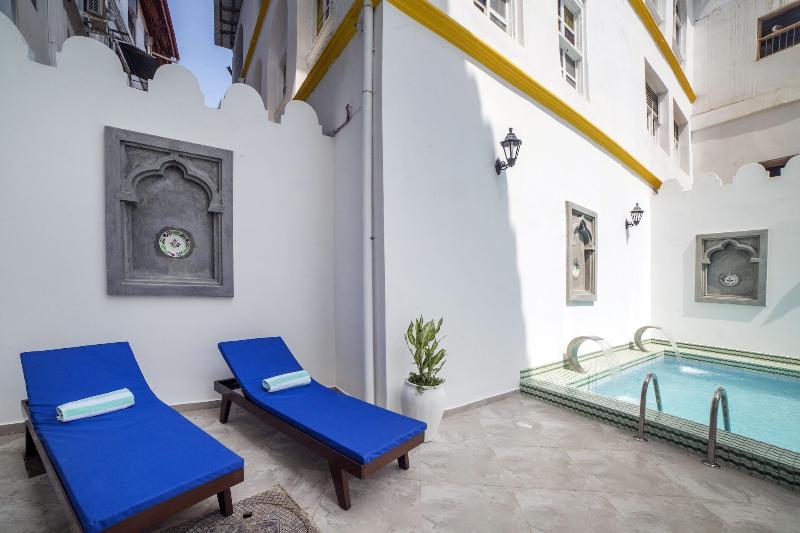 בית מלון כפרי Tembo Palace