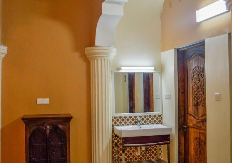 בית מלון כפרי Tembo Palace