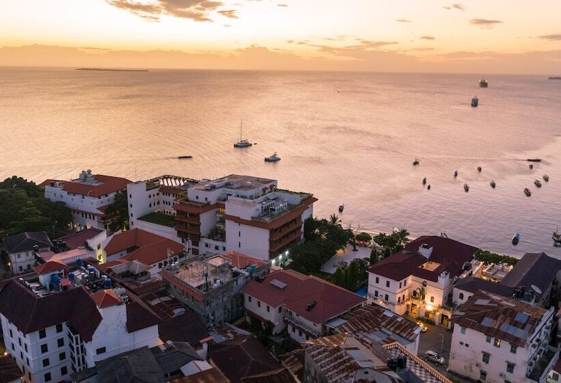 בית מלון כפרי Tembo Palace