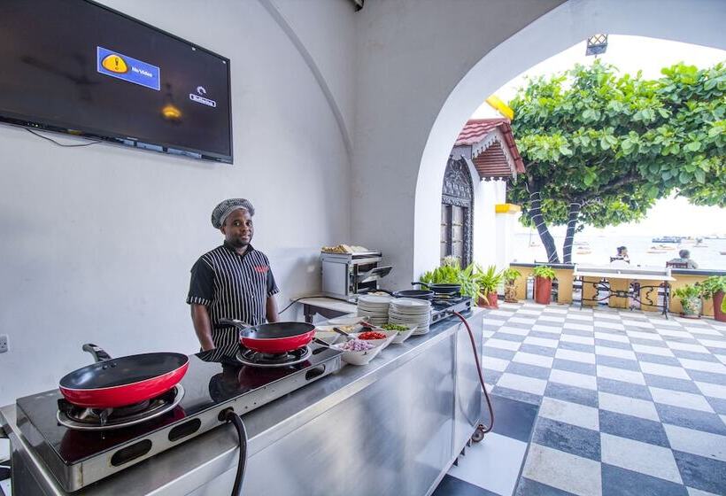 בית מלון כפרי Tembo Palace